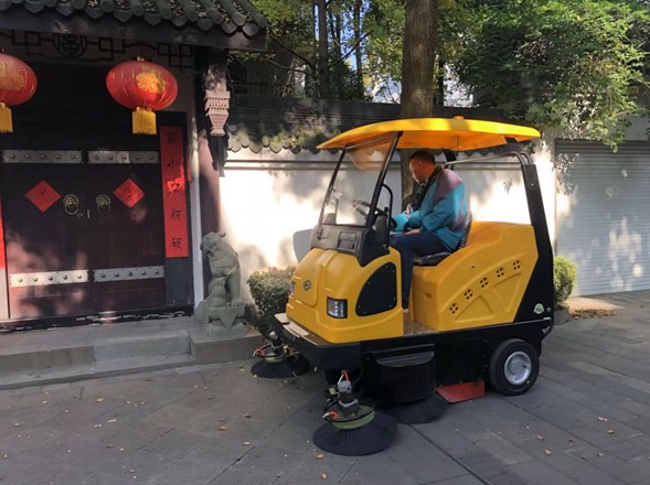 掃地機(jī) 掃地機(jī)